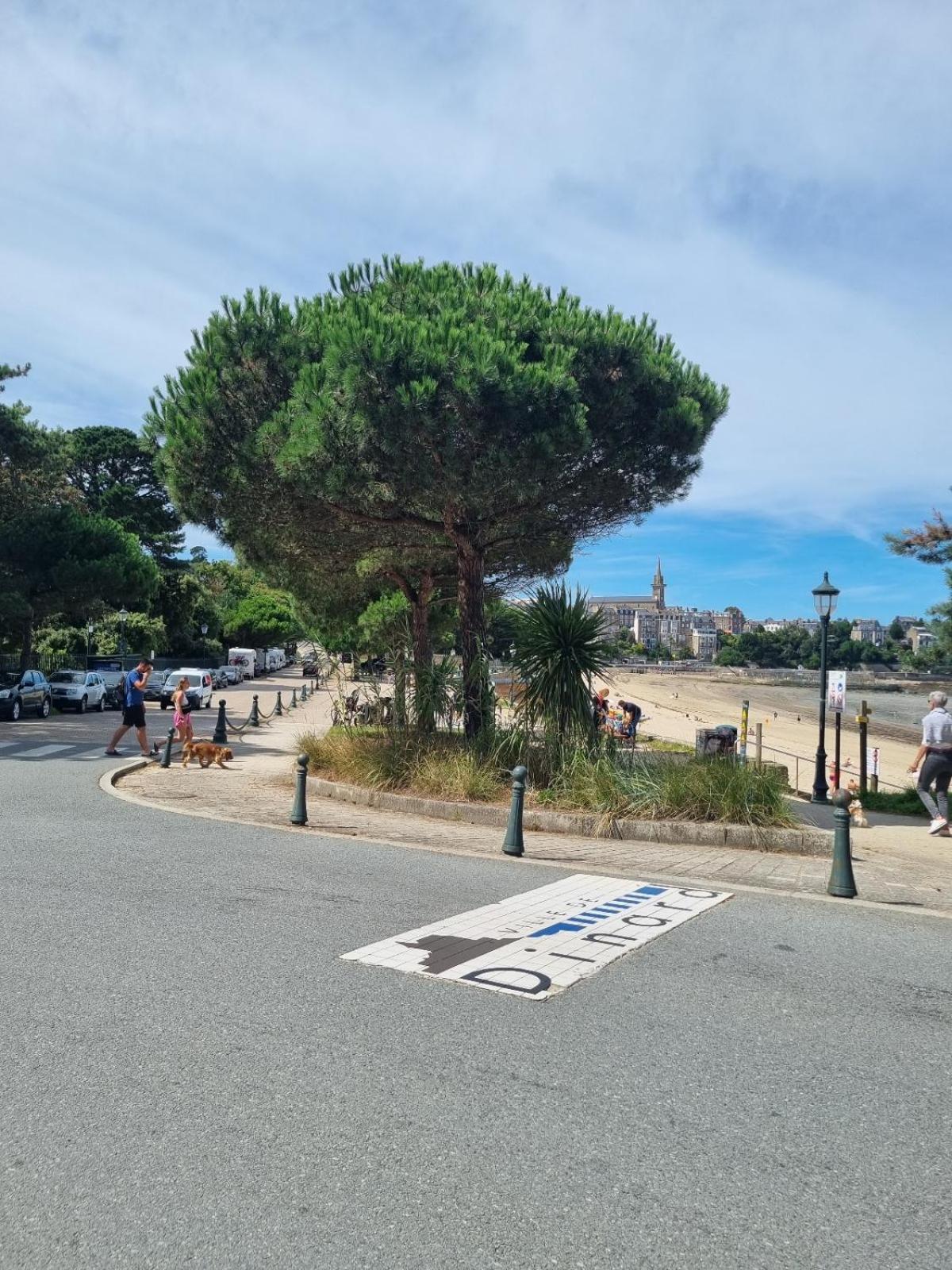 Brise Marine Du Prieure Spacieux Lumineux A 2 Min De La Plage دينار المظهر الخارجي الصورة